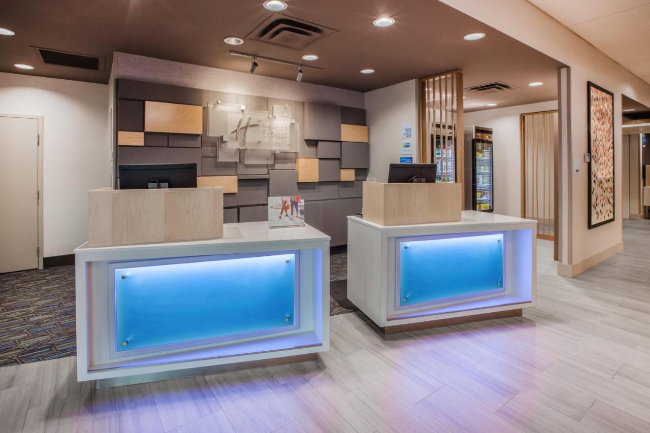 Holiday Inn Express & Suites - Bullhead City By Ihg Exterior photo