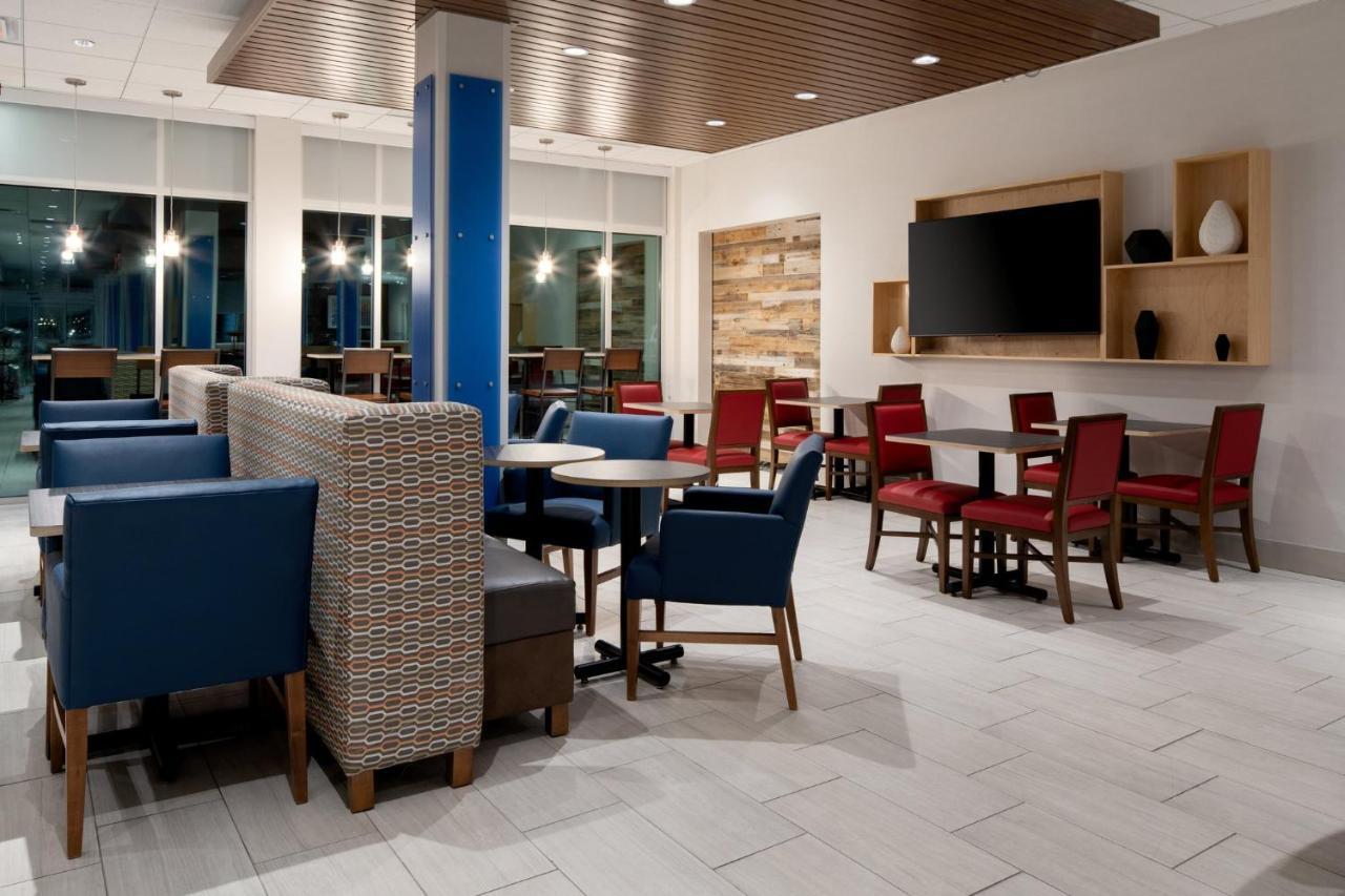 Holiday Inn Express & Suites - Bullhead City By Ihg Exterior photo